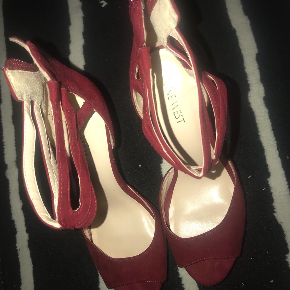 Nine West - Picture 5 of 5